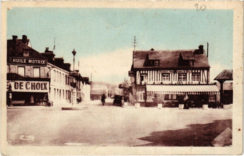 Carte postale ancienne Pont-l'Eveque Place du Calvaire France