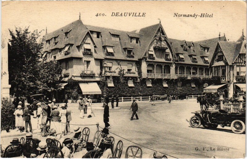 Carte postale ancienne Deauville Normandy-Hotel France à Deauville
