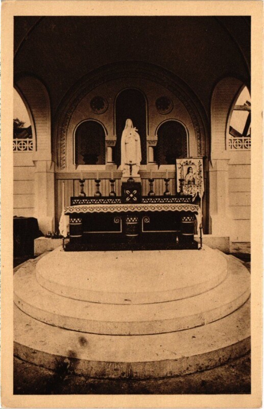 Carte postale ancienne Lisieux La Basilique France à Lisieux