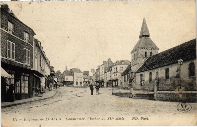 Carte postale ancienne Lisieux Chambremer, Clocher du XIIe siecle France à Lisieux