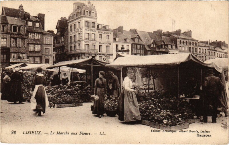 Carte postale ancienne Lisieux Le Marche aux Fleurs France à Lisieux