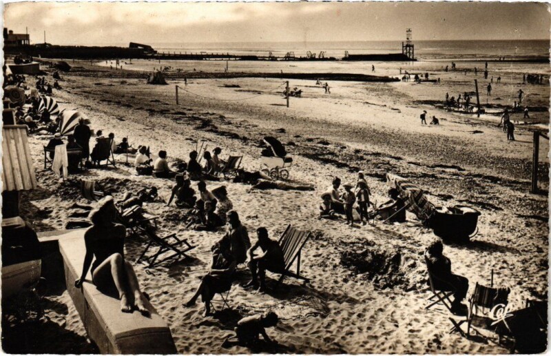 Carte postale ancienne Courseulles La Plage France