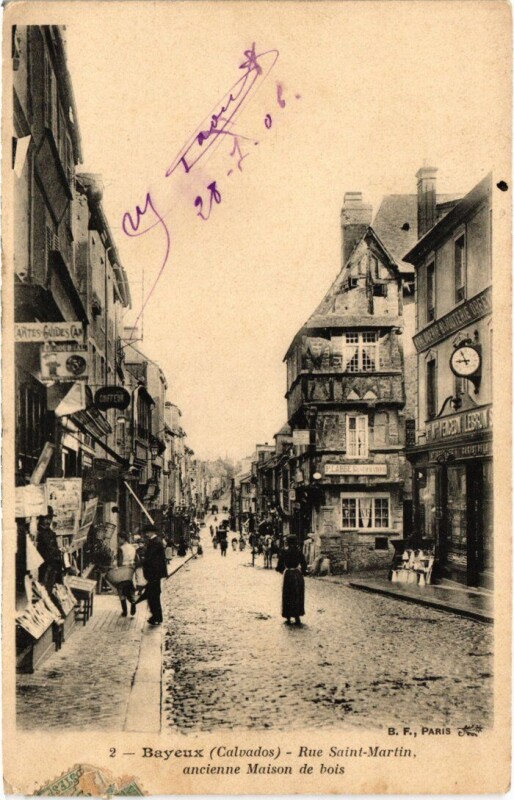 Carte postale ancienne Bayeux Rue Saint-Martin France à Bayeux