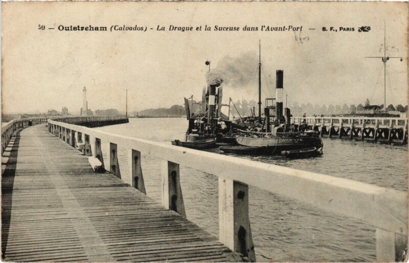 Carte postale ancienne Ouistreham La Drague et la Suceuse France à Ouistreham