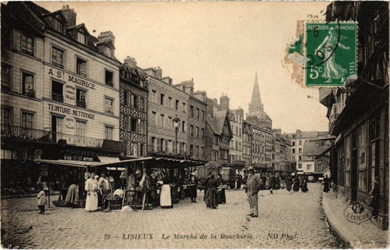 Carte postale ancienne Lisieux Le Marche de la Boucherie France à Lisieux