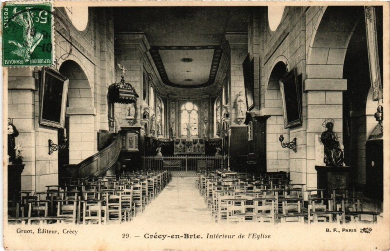 Carte postale ancienne Crecy-en-Brie Interieur de l'Eglise