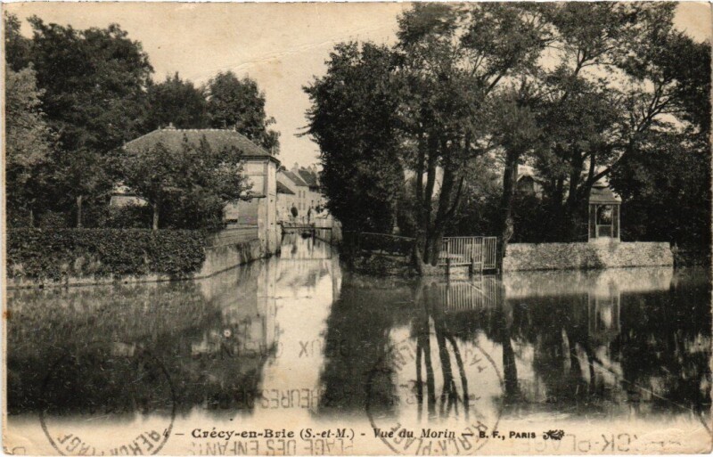 Carte postale ancienne Crecy-en-Brie Vue du Morin