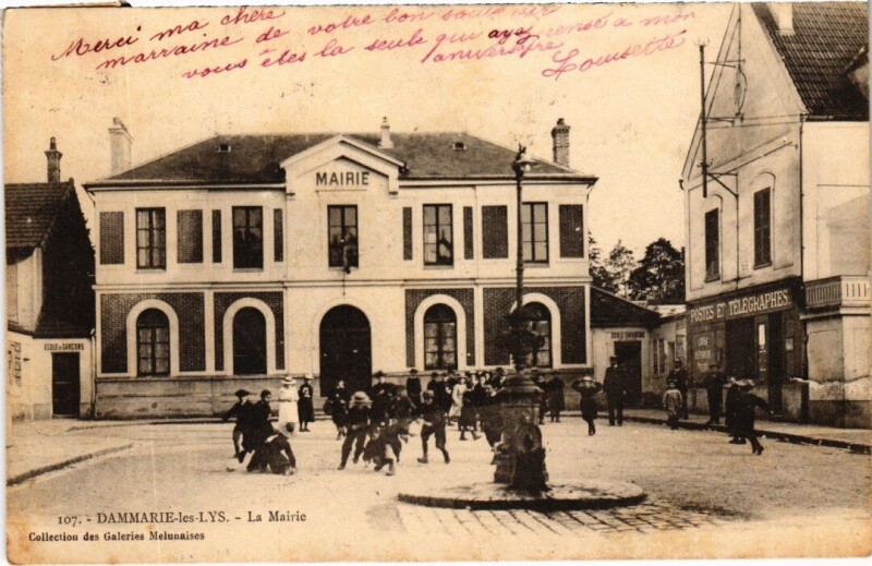 Carte postale ancienne Dammarie-les-Lys La Mairie à Dammarie-les-Lys