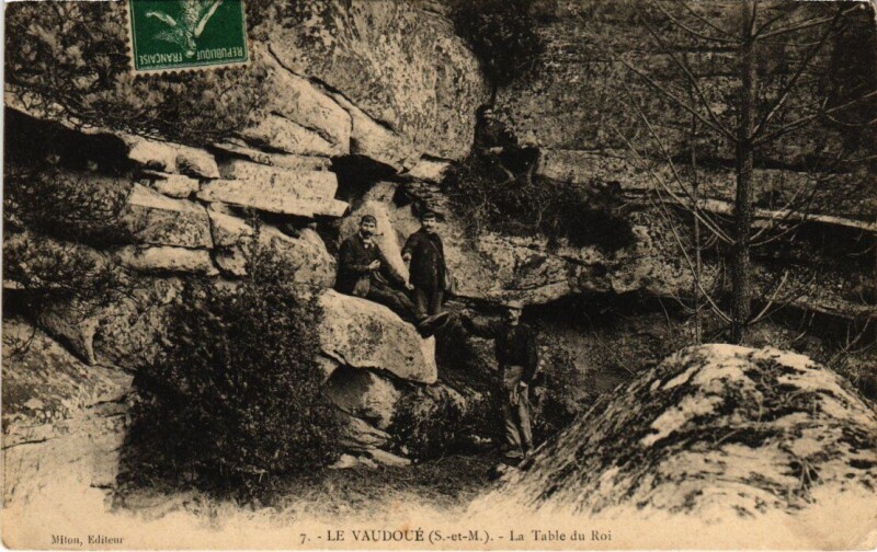 Carte postale ancienne Le Vaudoue La Table du Roi
