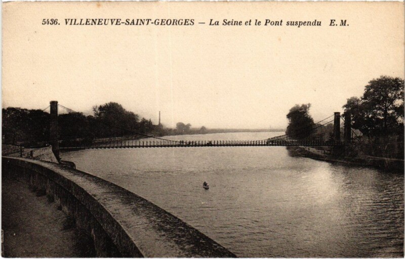 Carte postale ancienne Villeneuve Saint-Georges La Seine et le Pont suspendu à Villeneuve-Saint-Georges