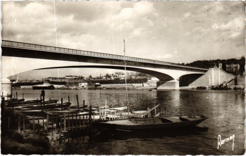 Carte postale ancienne Villeneuve Saint-Georges Le Pont à Villeneuve-Saint-Georges