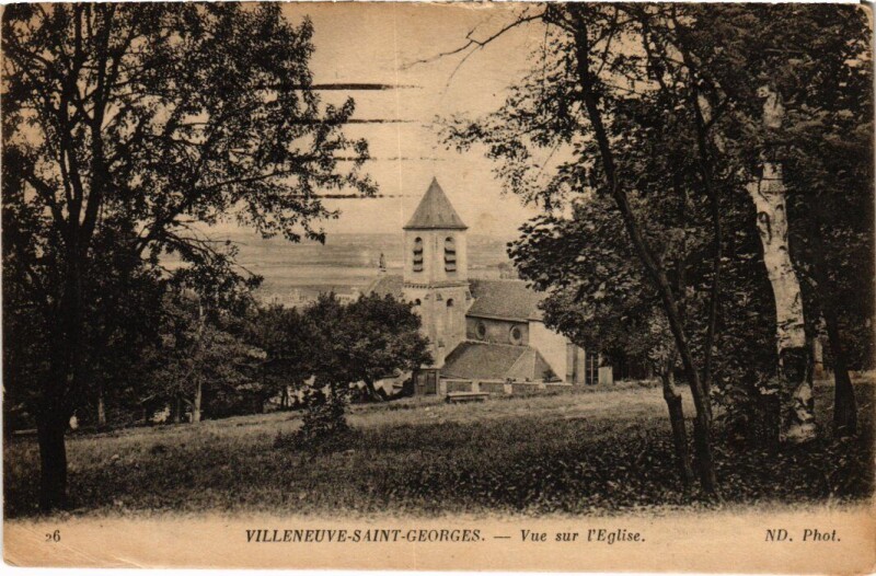 Carte postale ancienne Villeneuve Saint-Georges vue sur l'Eglise à Villeneuve-Saint-Georges