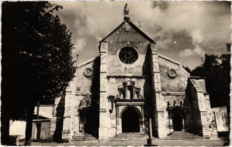 Carte postale ancienne Villeneuve Saint-Georges Eglise Saint-Georges à Villeneuve-Saint-Georges