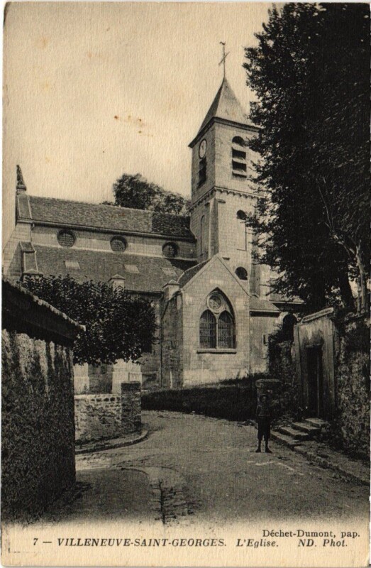 Carte postale ancienne Villeneuve Saint-Georges Eglise à Villeneuve-Saint-Georges