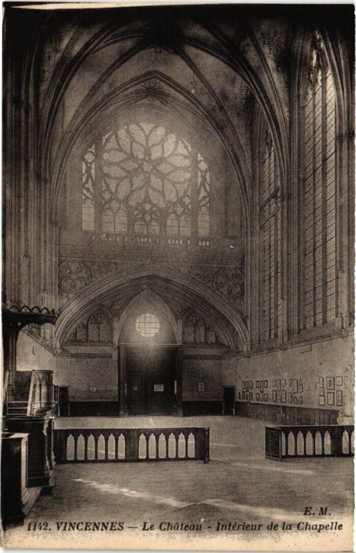Carte postale ancienne Vincennes Le Chateau Interieur de la Chapelle à Vincennes
