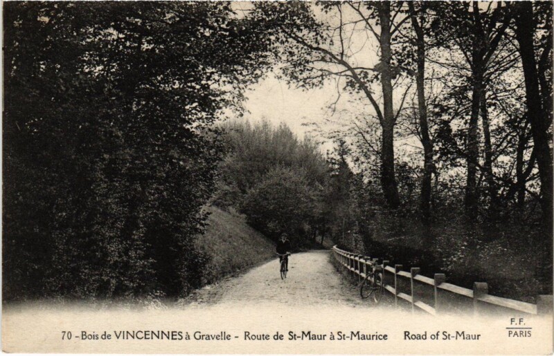 Carte postale ancienne Bois de Vincennes à Gravelle - Route de Saint-Maur à Saint-Maurice à Saint-Maurice