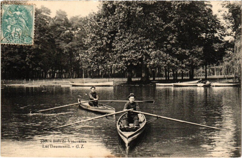 Carte postale ancienne Bois de Vincennes - Lac Daumesnil à Paris 12e
