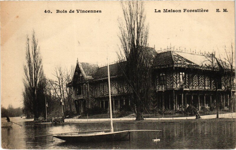 Carte postale ancienne Bois de Vincennes - La Maison Forestière à Paris 12e