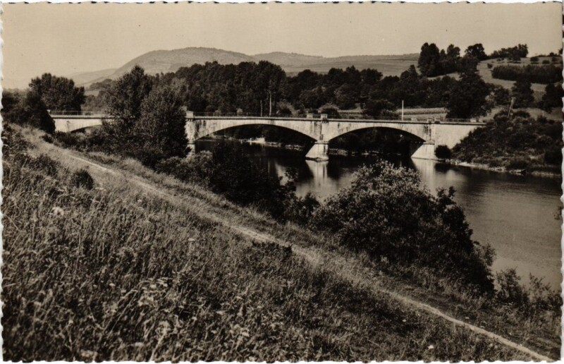 Carte postale ancienne Poncin Pont sur l'Ain France à Poncin