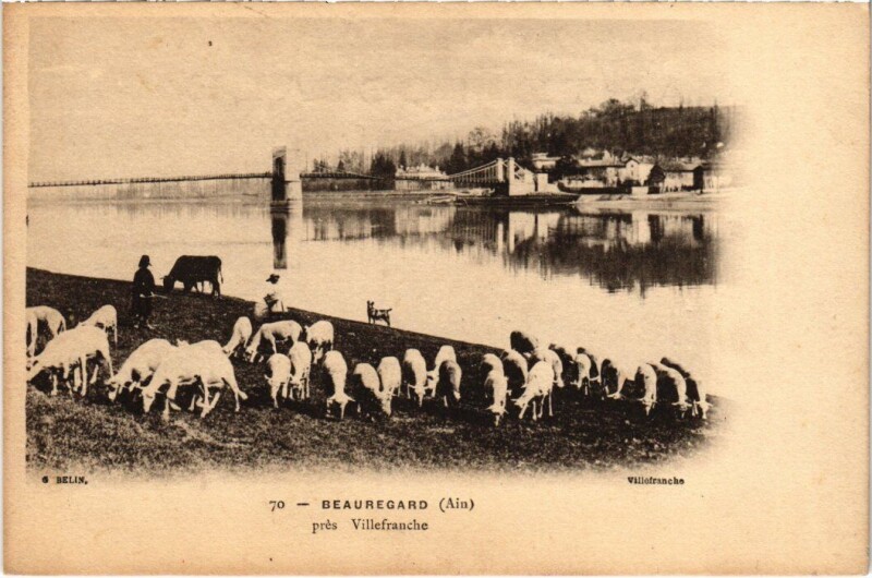 Carte postale ancienne Beauregard pres Villefranche France à Beauregard