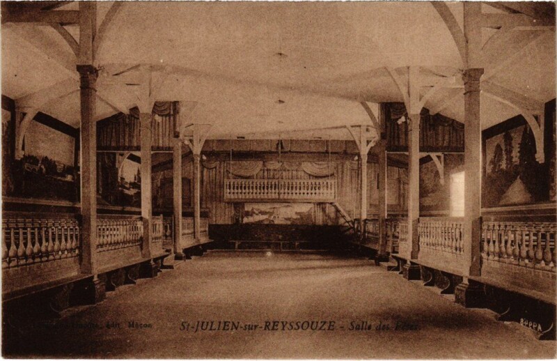 Carte postale ancienne St.Julien s Reyssouze Salle des Fetes France à Reyssouze
