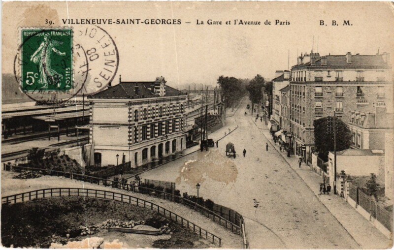 Carte postale ancienne Villeneuve Saint-Georges La Gare Avenue de Paris à Villeneuve-Saint-Georges