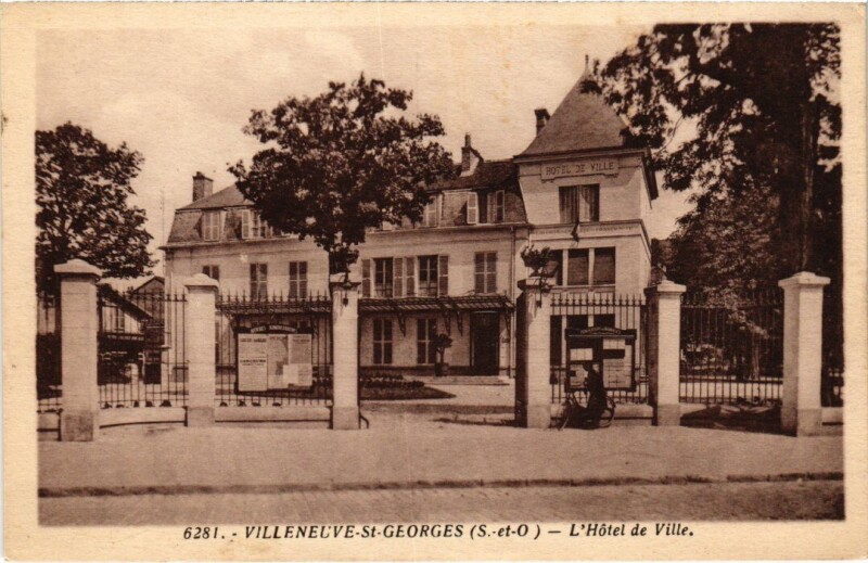 Carte postale ancienne Villeneuve Saint-Georges Hotel de Ville à Villeneuve-Saint-Georges