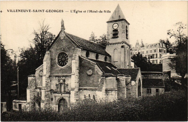 Carte postale ancienne Villeneuve Saint-Georges Eglise et Hotel de Ville à Villeneuve-Saint-Georges