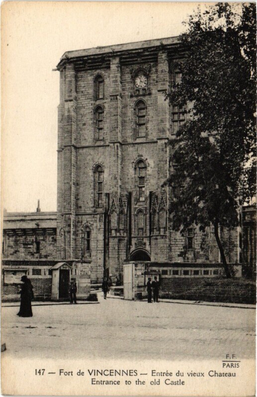 Carte postale ancienne Vincennes Entree du Chateau à Vincennes