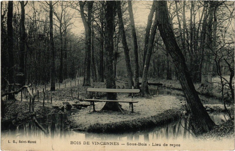 Carte postale ancienne Vincennes Lieu de repos à Vincennes