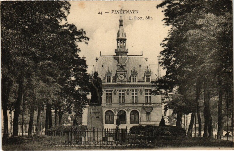Carte postale ancienne Vincennes à Vincennes