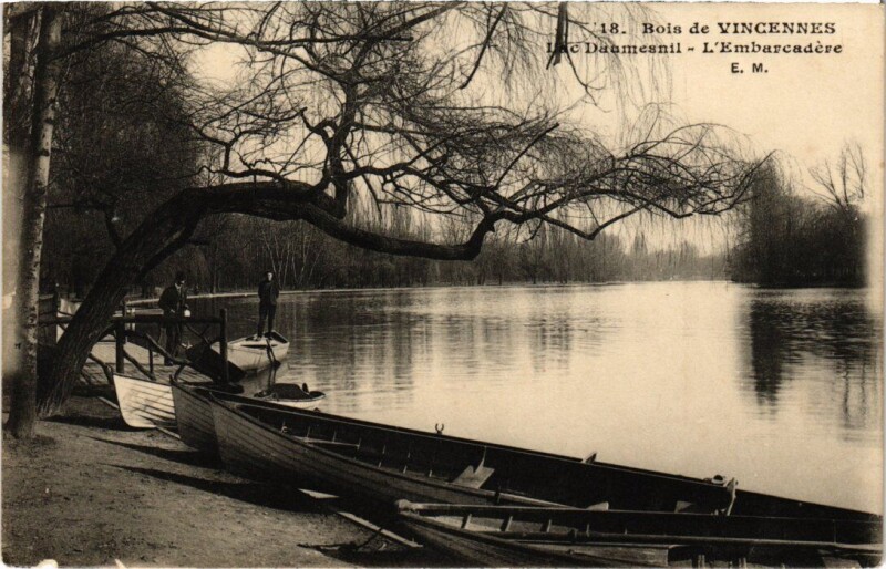 Carte postale ancienne Vincennes Lac Daumesnil embarcadere à Vincennes