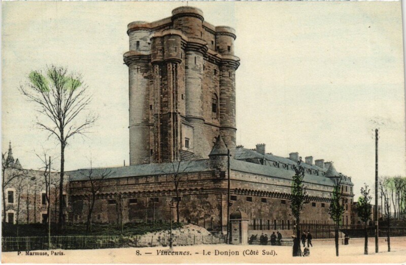 Carte postale ancienne Vincennes Le Donjon à Vincennes