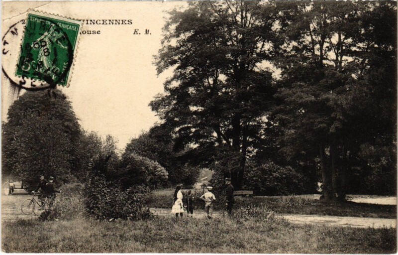 Carte postale ancienne Vincennes à Vincennes