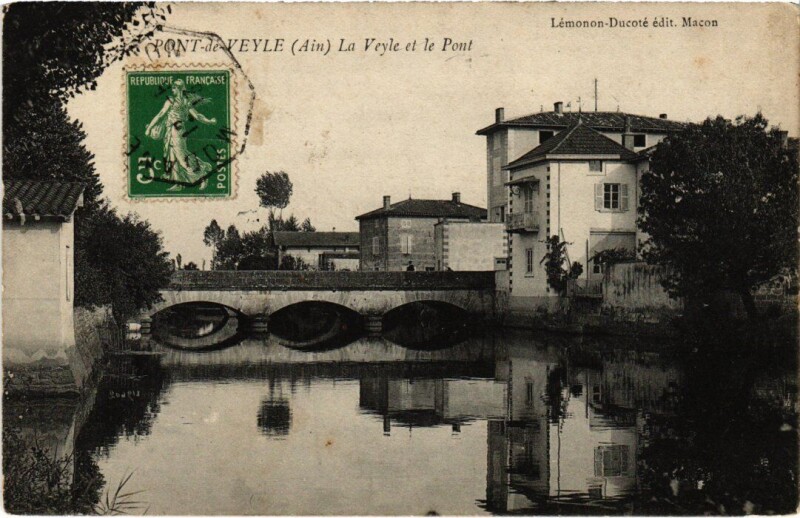 Carte postale ancienne Pont de Veyle La Veyle et le Pont France à Pont-de-Veyle