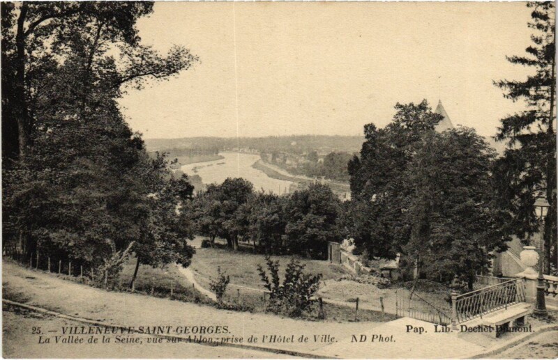 Carte postale ancienne Villeneuve Saint-Georges La Vallee de la Seine à Villeneuve-Saint-Georges