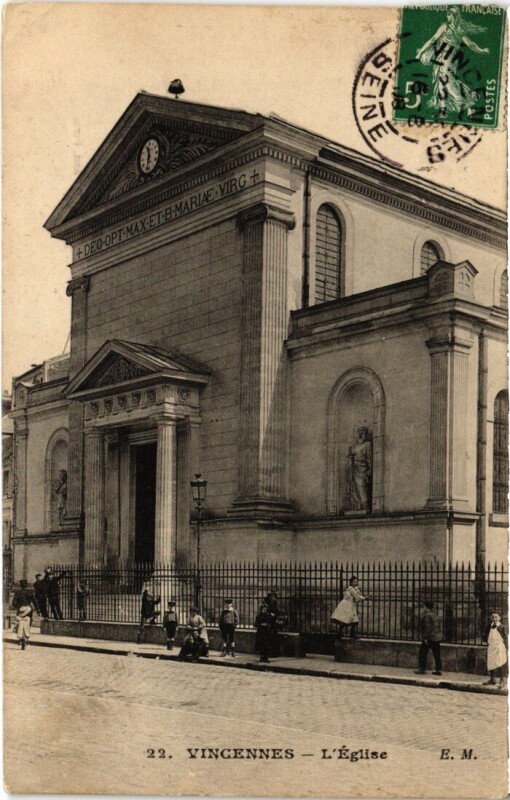 Carte postale ancienne Vincennes Eglise à Vincennes