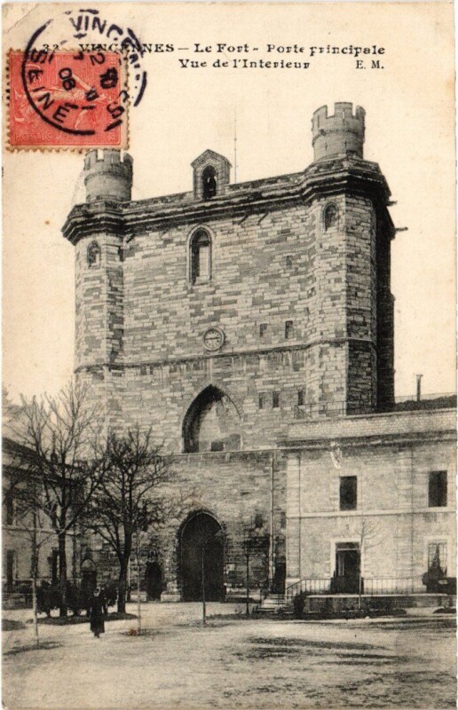 Carte postale ancienne Vincennes Le Fort Porte principale à Vincennes