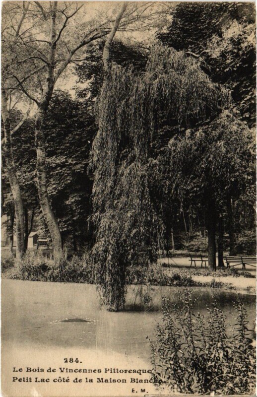 Carte postale ancienne Le Bois de Vincennes Pittoresque - Petit Lac côté de la Maison Blanche à Saint-Mandé
