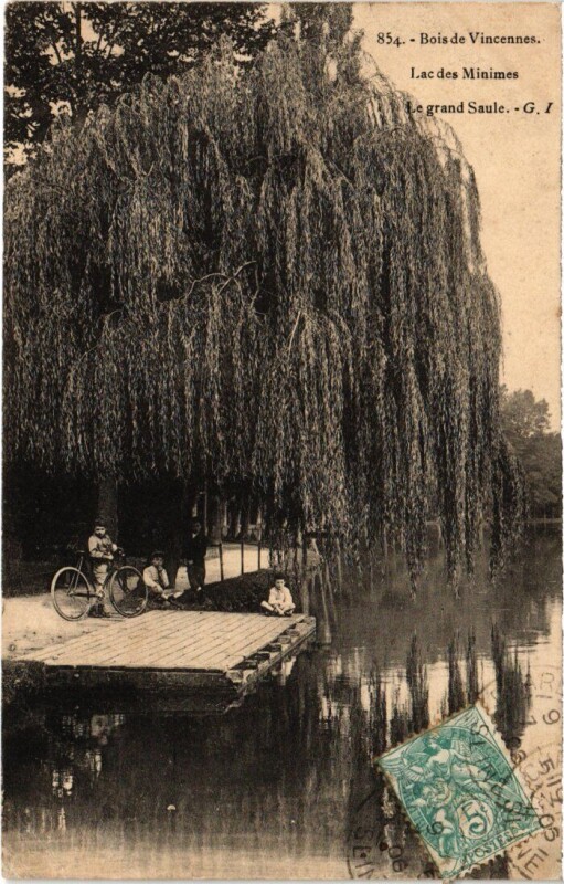 Carte postale ancienne Bois de Vincennes Lac des Minimes à Vincennes