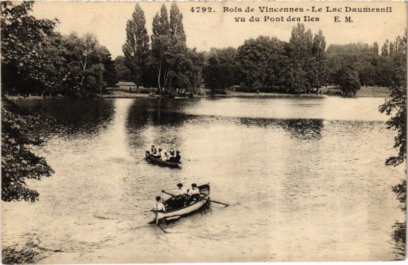 Carte postale ancienne Vincennes Lac Daumesnil à Vincennes