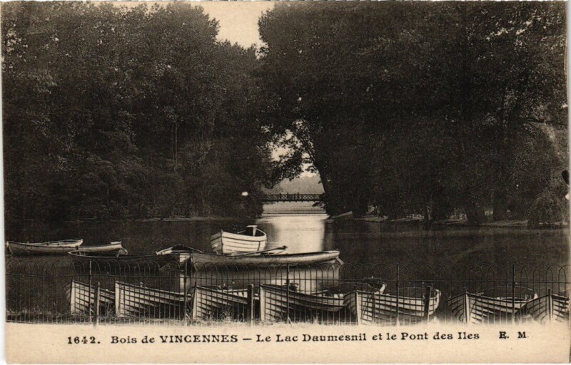 Carte postale ancienne Vincennes Lac Daumesnil et Pont des Iles à Vincennes