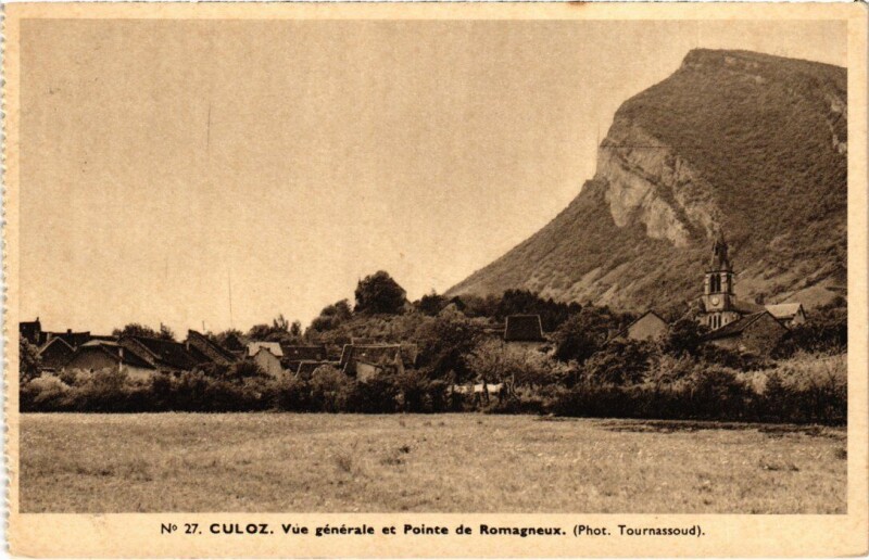 Carte postale ancienne Culoz Vue Generale et Pointe de Romagneux France à Culoz