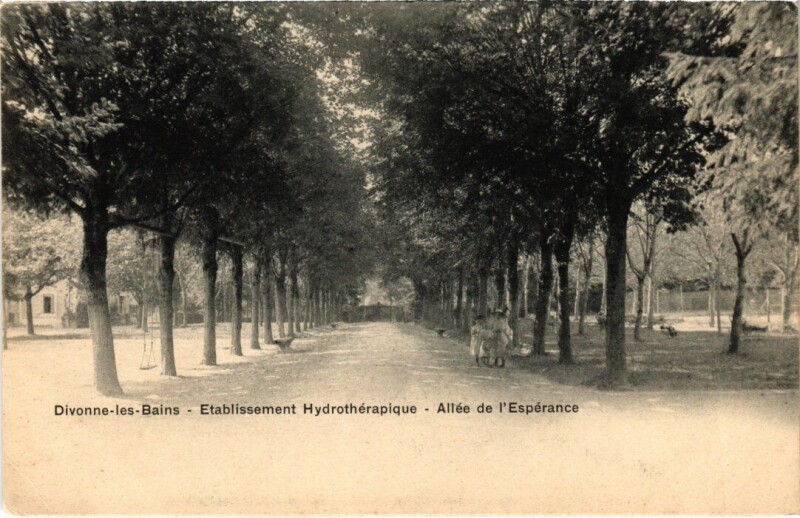 Carte postale ancienne Divonne les Bains Etablissement Hydrotherapique France à Divonne-les-Bains