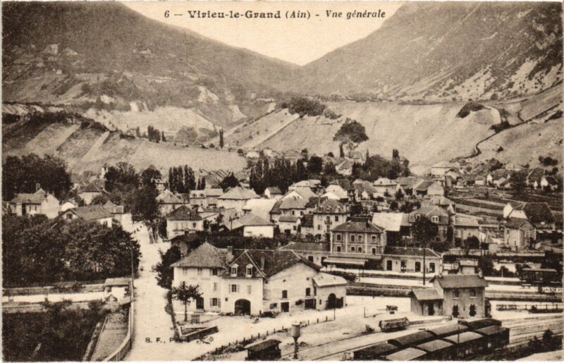 Carte postale ancienne Virieu le Grand Vue Generale France à Virieu-le-Grand