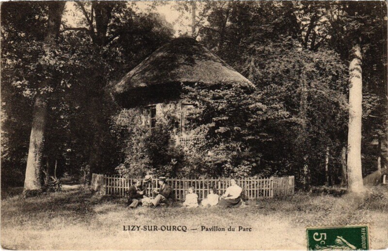 Carte postale ancienne Lizy-sur-Ourcq Pavillon du Parc à Lizy-sur-Ourcq