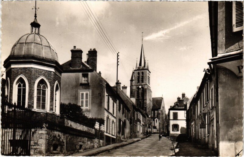 Carte postale ancienne Lorrez-le-Bocage Rue de l'Eglise