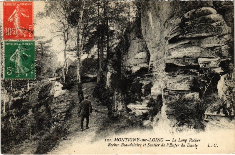 Carte postale ancienne Montigny-sur-Loing Le Long Rocher - Rocher Beaudelaire à Montigny-sur-Loing