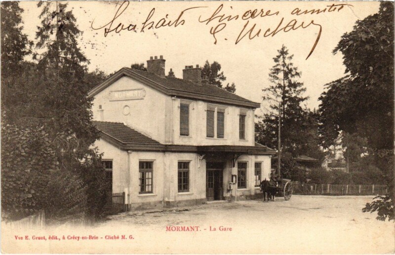 Carte postale ancienne Mormant La Gare à Mormant