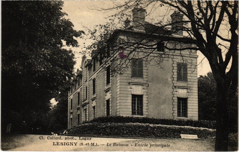Carte postale ancienne Lesigny Le Buisson - Entree Principale